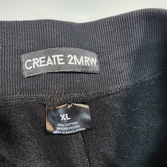 Peace Out Hoodie and Sweat pant Set - Create 2mrw  - XL - Picture 11 of 15